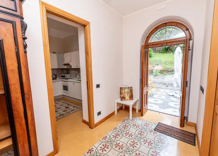 Villa Tecla