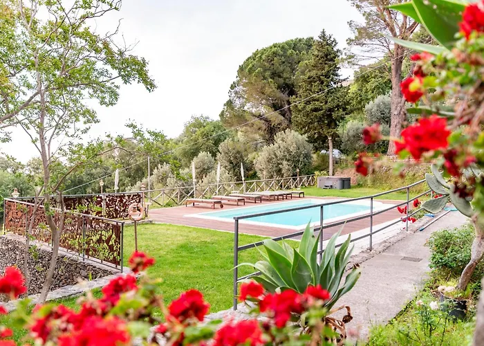 Villa Tecla